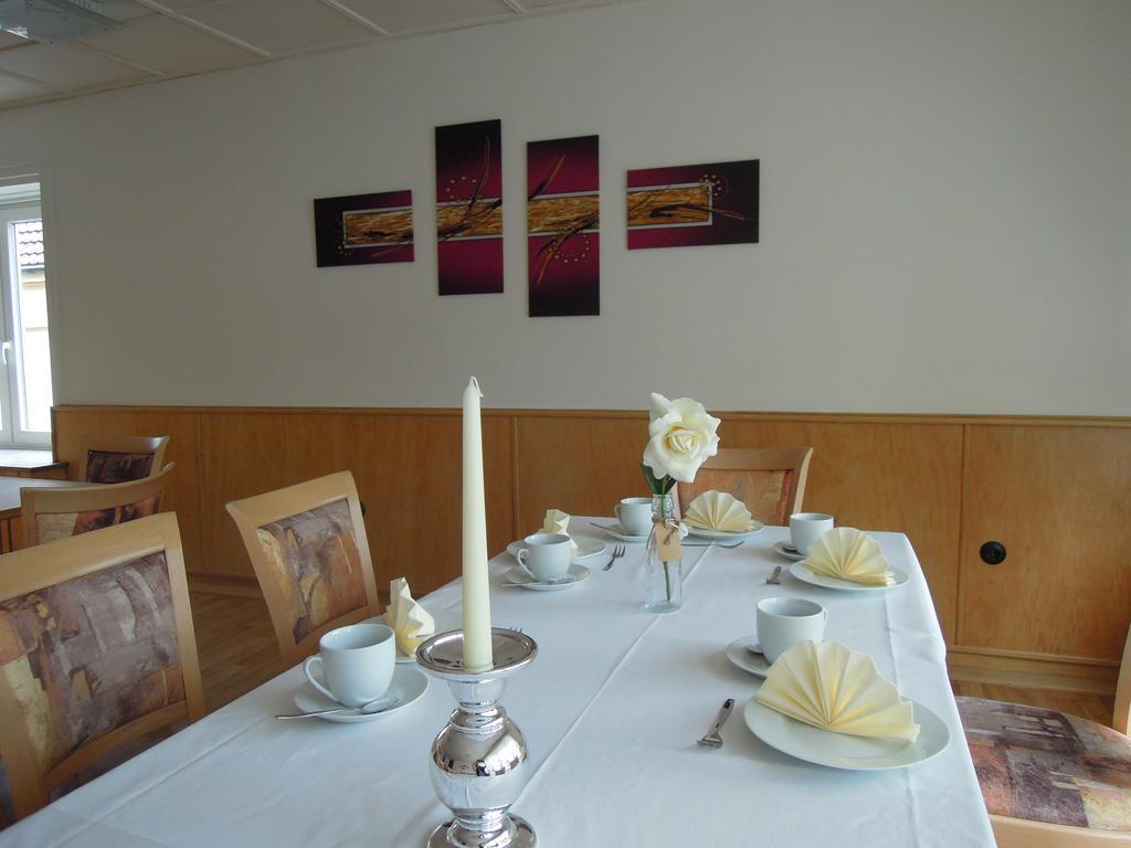 Hotel Wiedenhof Hilden Esterno foto